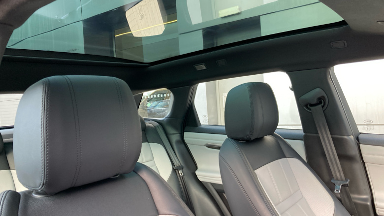 Land Rover Range Rover Evoque 2.0 D200 R-Dynamic SE 5dr Auto Diesel Hatchback